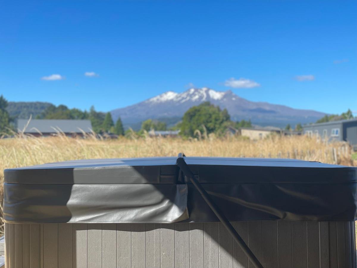 5 Bedroom, Solar On Snowmass Ohakune, Yellow Door Экстерьер фото